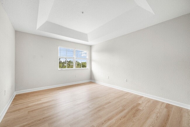 Building Photo - 1008 Shoma Dr