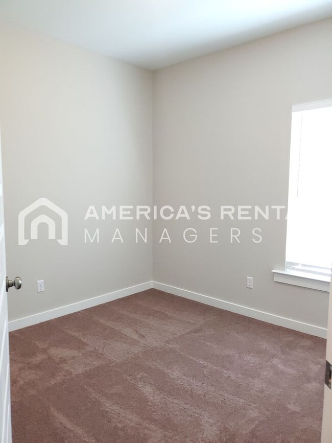 Building Photo - Home for Rent in Clanton, AL!