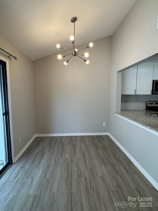 Building Photo - 7801 Renaissance Ct