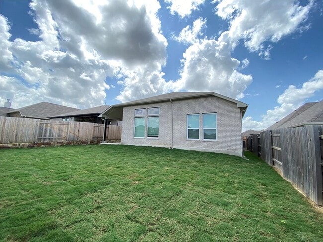 Building Photo - 481 Leadtree Loop