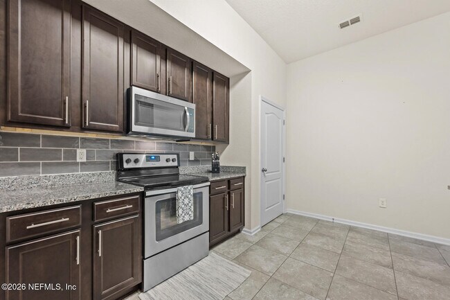 Building Photo - 131 Burnett Ct