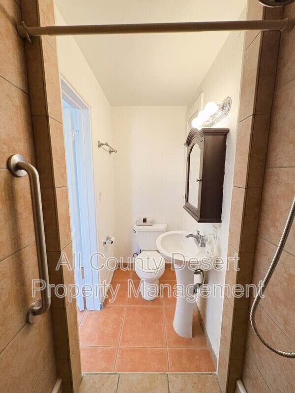 Building Photo - 44651 San Pascual Ave