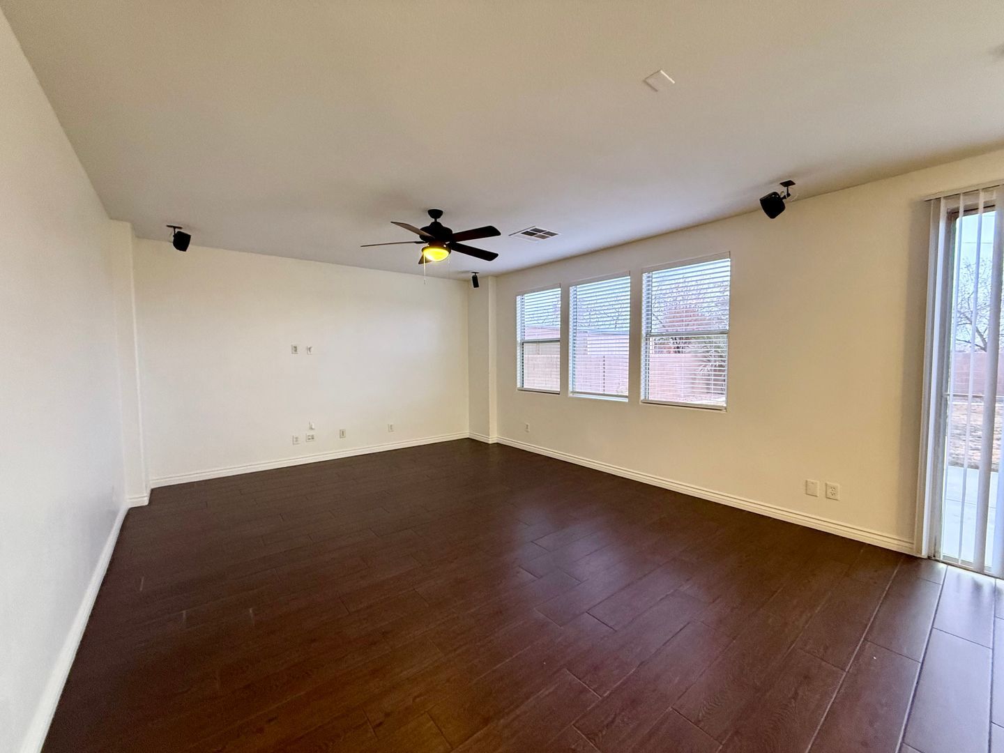 Building Photo - 3445 Conterra Park Ave