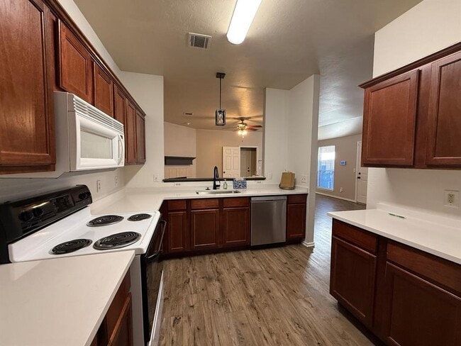 Building Photo - 3611 NW 51st St