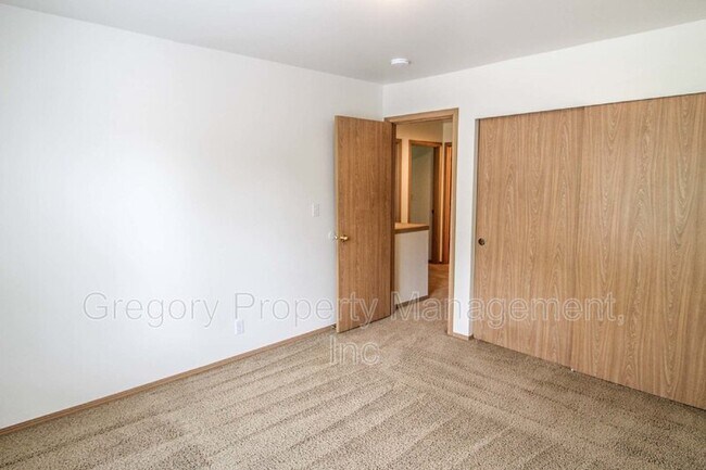 Building Photo - 3025 133rd Pl SE