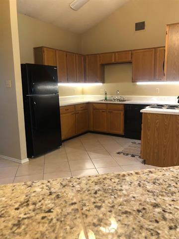 Building Photo - 1104 Bellmont Ct