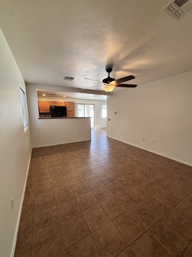 Building Photo - 21415 E Independence Way
