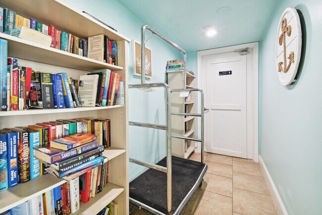 Building Photo - 15400 Gulf Blvd