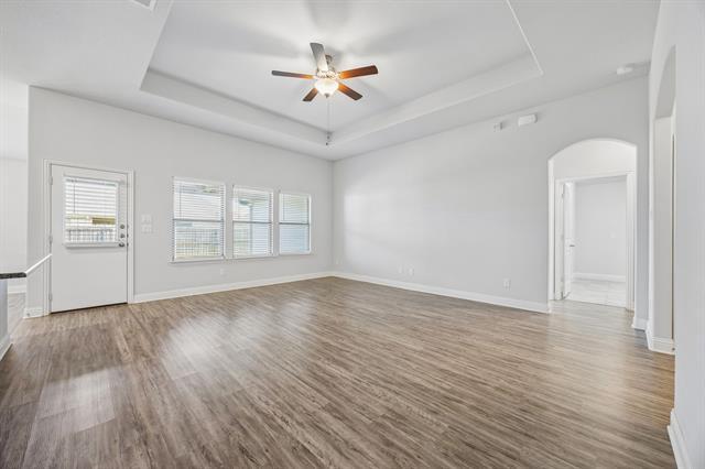 Building Photo - 1401 Black Oak Dr