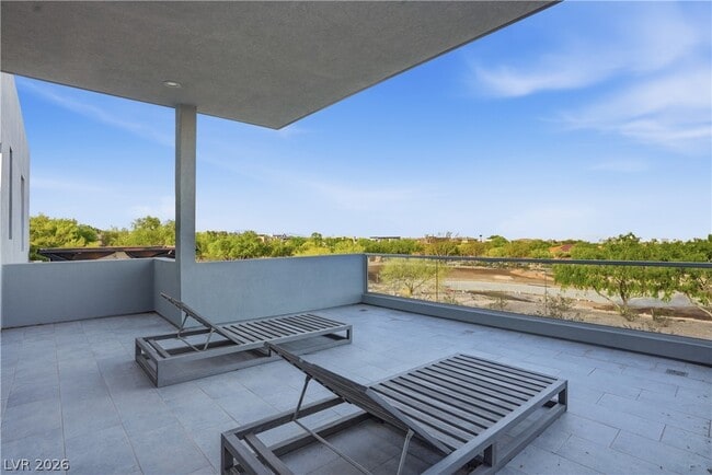 Building Photo - 98 Sun Glow Ln