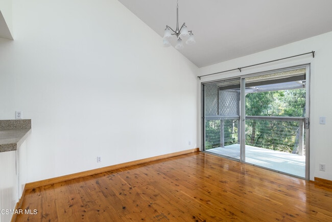 Building Photo - 2 Sparrowhawk Ln