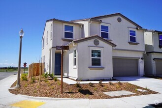 Building Photo - Beautiful 4 bedroom 3 bath Home in Twelve ...
