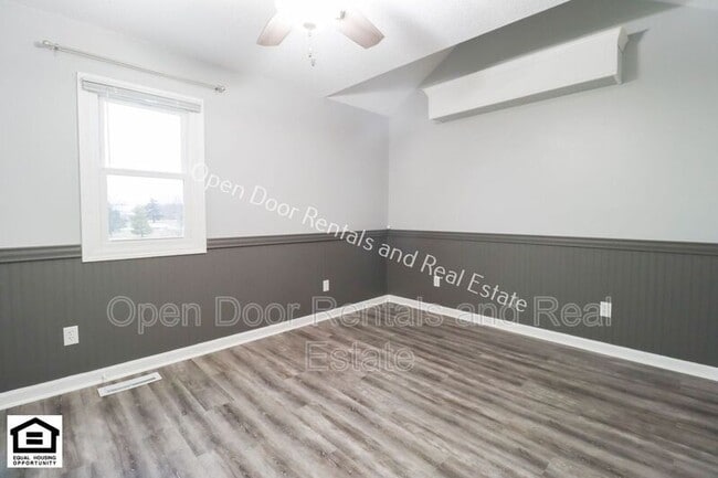 Building Photo - 8218 Fountainhead Dr