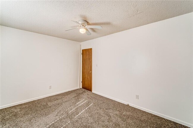 Building Photo - 4355 E Paulding Dr