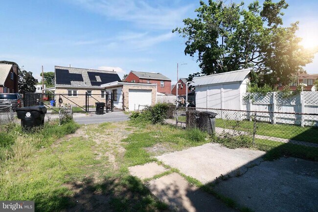 Building Photo - 3214 N 6th St