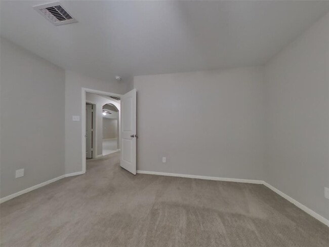 Building Photo - 612 Totem Trail Dr