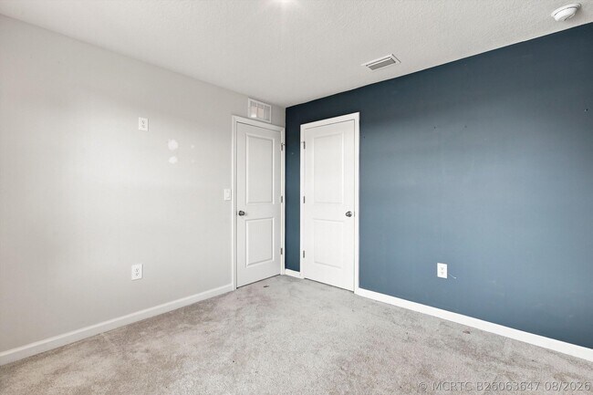 Building Photo - 484 Cherimoya St