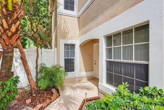 Building Photo - 931 Opal Terrace