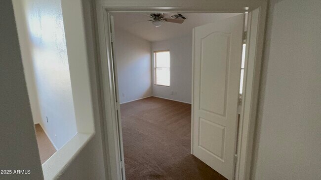 Building Photo - 11448 E Petra Ave