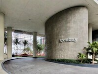 Building Photo - 460 NE 28th St