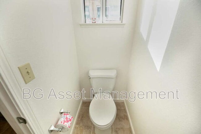 Building Photo - 295 Avalon Cir