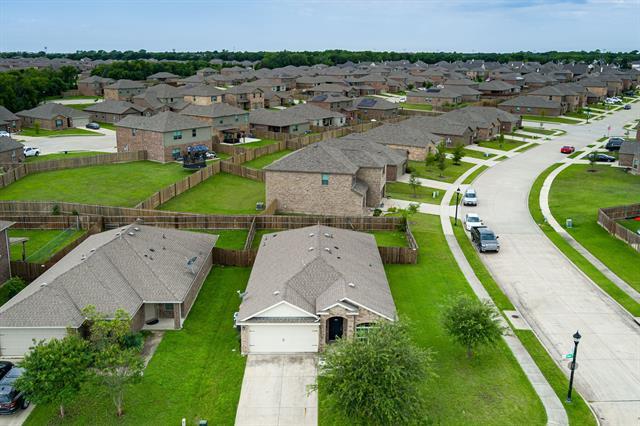 Building Photo - 3213 Elam Dr