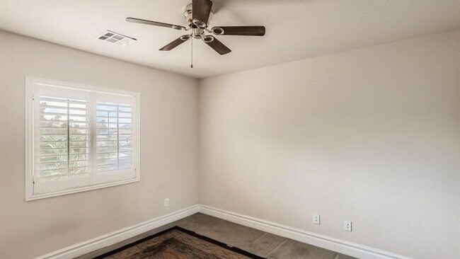 Building Photo - 1115 Aldenwood Ave