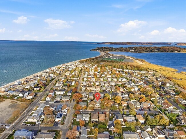 Building Photo - 11 7th St