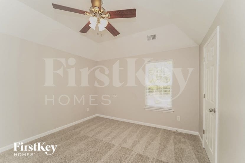 Building Photo - 4615 Canipe Dr