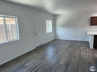 Building Photo - 518 S F St