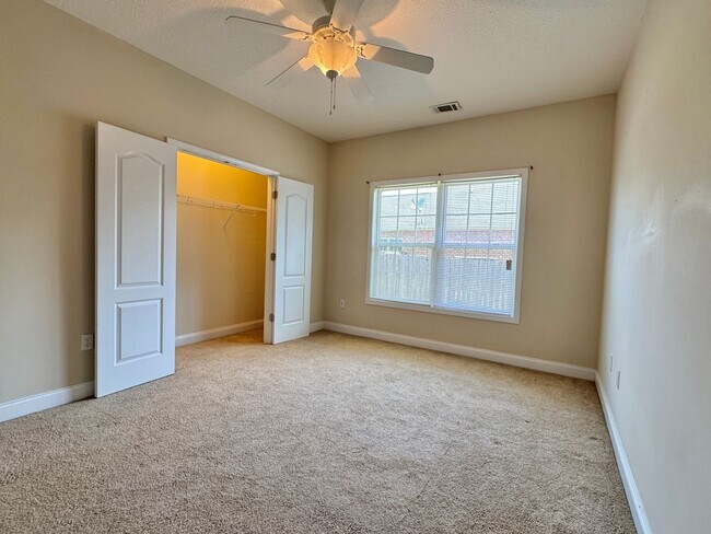 Building Photo - COMING LATE FEBRUARY 2026! (Pet Friendly)