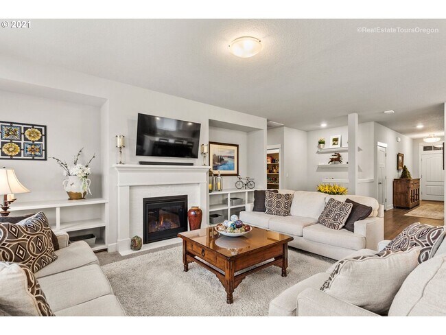 Building Photo - Stunning 3BD Home in Ridgefield!  Gourmet Kitchen & High End Finishes!
