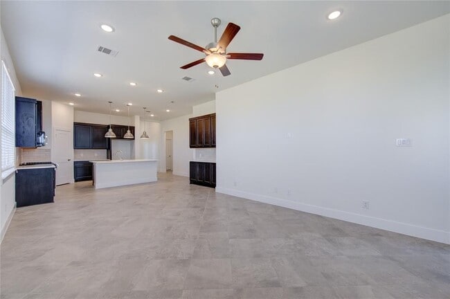 Building Photo - 31031 Star Gazer Rd