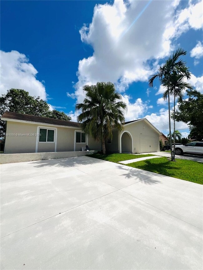 Building Photo - 26205 SW 133rd Ct