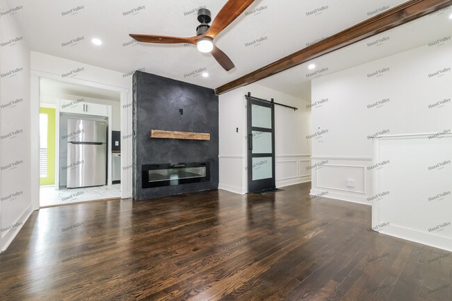 Building Photo - 7409 Appleton Ave