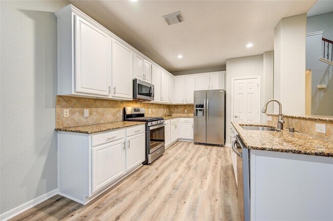 Building Photo - 25419 Hall Meadow Ln