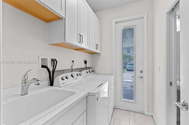 Building Photo - 1190 Eucalyptus Dr