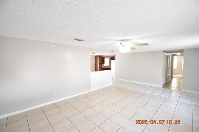 Building Photo - 3667 Sugarcreek Dr