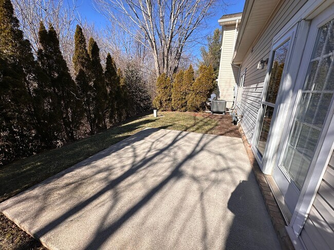 Private patio off living room - 2231 Whitney Ct