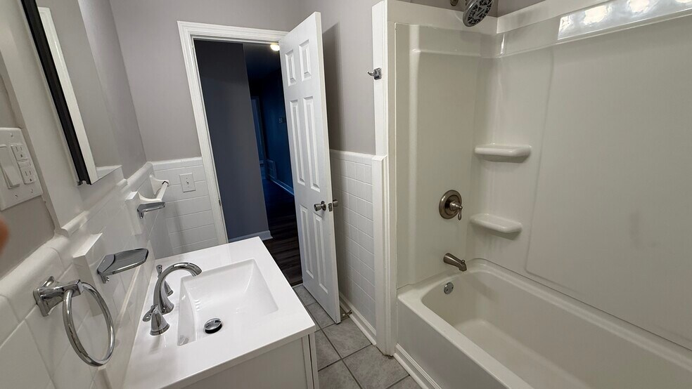 Bathroom - 110 Gilliland Ave