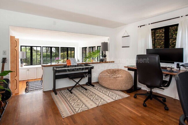 Building Photo - 857 Cheltenham Rd