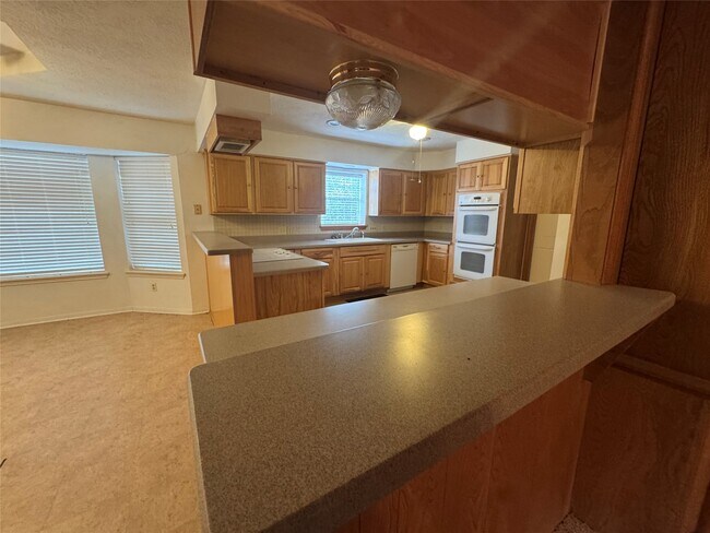 Building Photo - 22803 Trailwood Ln