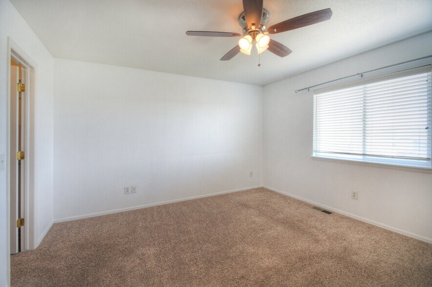 Building Photo - 5339 Arroyo St