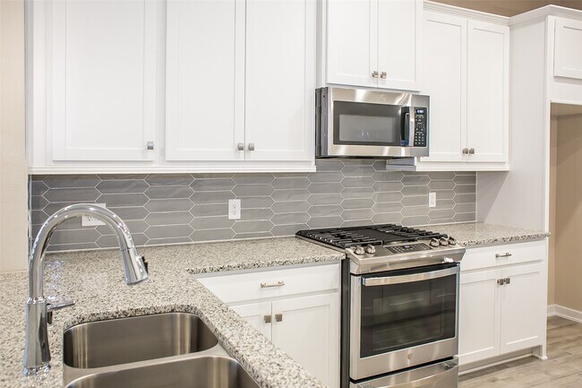 Building Photo - 10465 Wild Rice