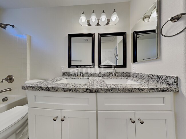 Building Photo - 7972 Crowder St