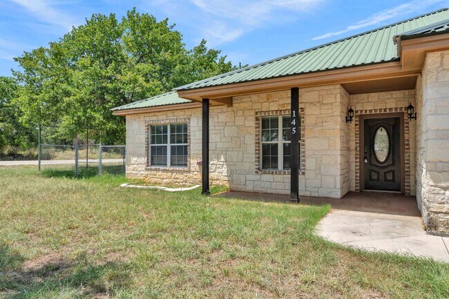 Building Photo - 145 Chaumont St