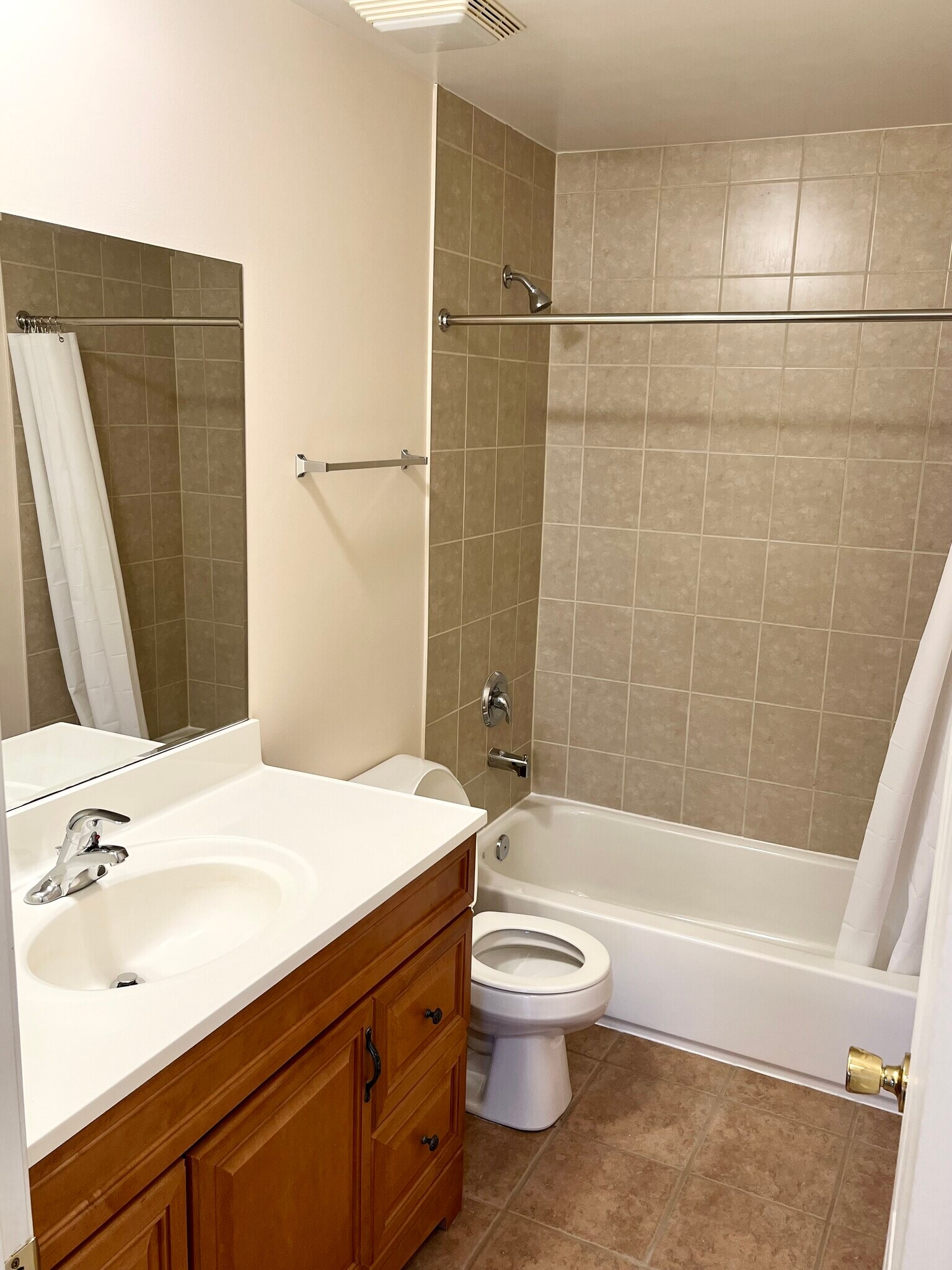 Building Photo - 931 Jonathon Ct