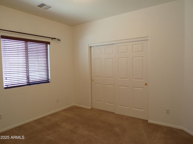 Building Photo - 1755 Oro Dr