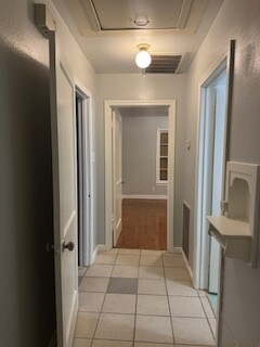 Building Photo - 5042 Ventura Ln