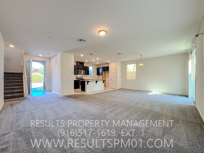 Building Photo - Beautiful Natomas 4 Bedroom Home w Loft